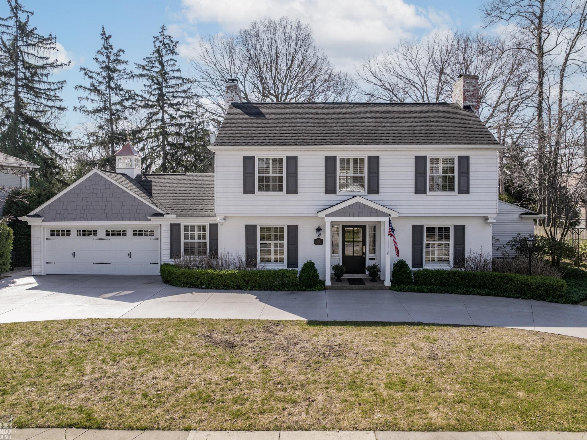 345 Touraine Road Grosse Pointe Farms, MI 48236 - Photo 1 of 34