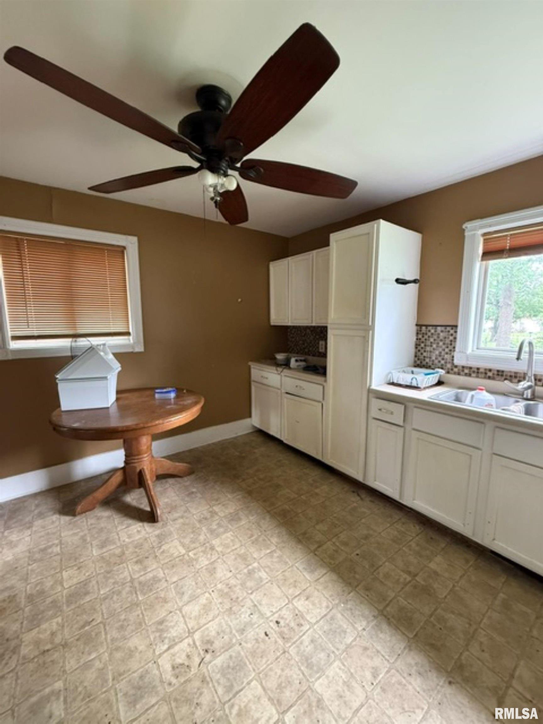 1252 East Whitmer Street Decatur, IL 62521 - Photo 13 of 23