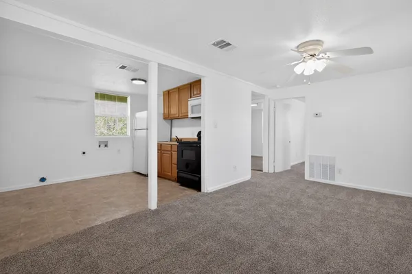 a view of a livingroom with an empty space