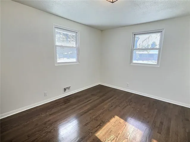 $295,000 | 8023 Freeman Avenue, Kansas City, KS 66112