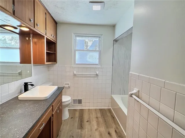 $295,000 | 8023 Freeman Avenue, Kansas City, KS 66112