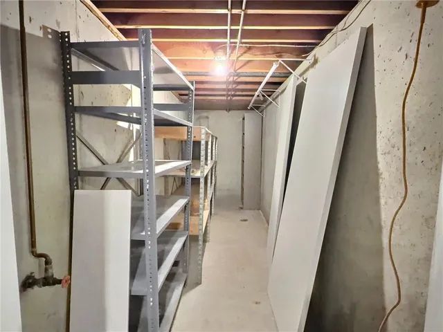 $295,000 | 8023 Freeman Avenue, Kansas City, KS 66112