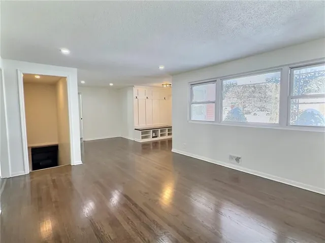 $295,000 | 8023 Freeman Avenue, Kansas City, KS 66112