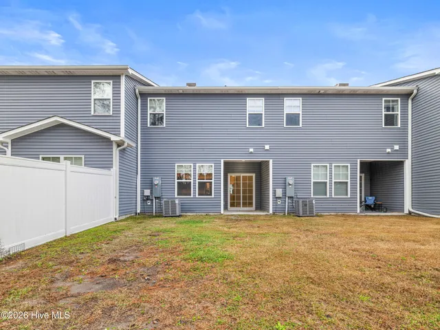 $1,750 | 507 Stone Crab Lane, Holly Ridge, NC 28445