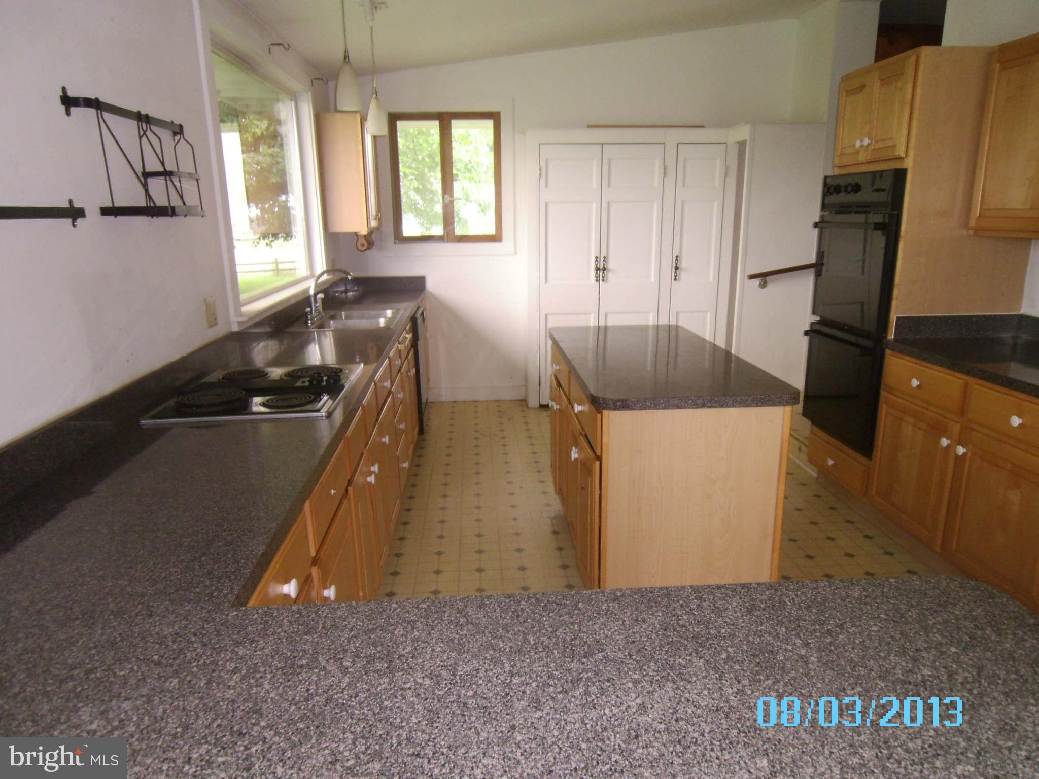 17461 Greens Corner Road Culpeper, VA 22701 - Photo 3 of 15 Kitchen