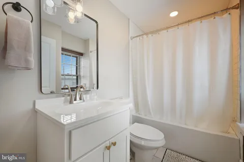 $825,000 | 126 North Providence Road, Media, PA 19063