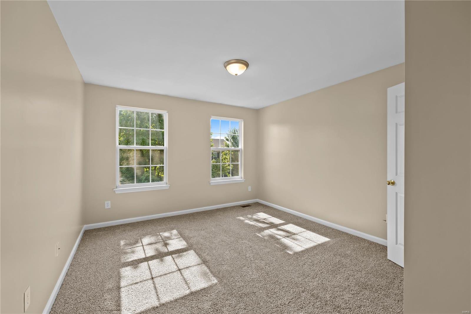 48 Brighton Park Drive St. Charles, MO 63303 - Photo 17 of 39