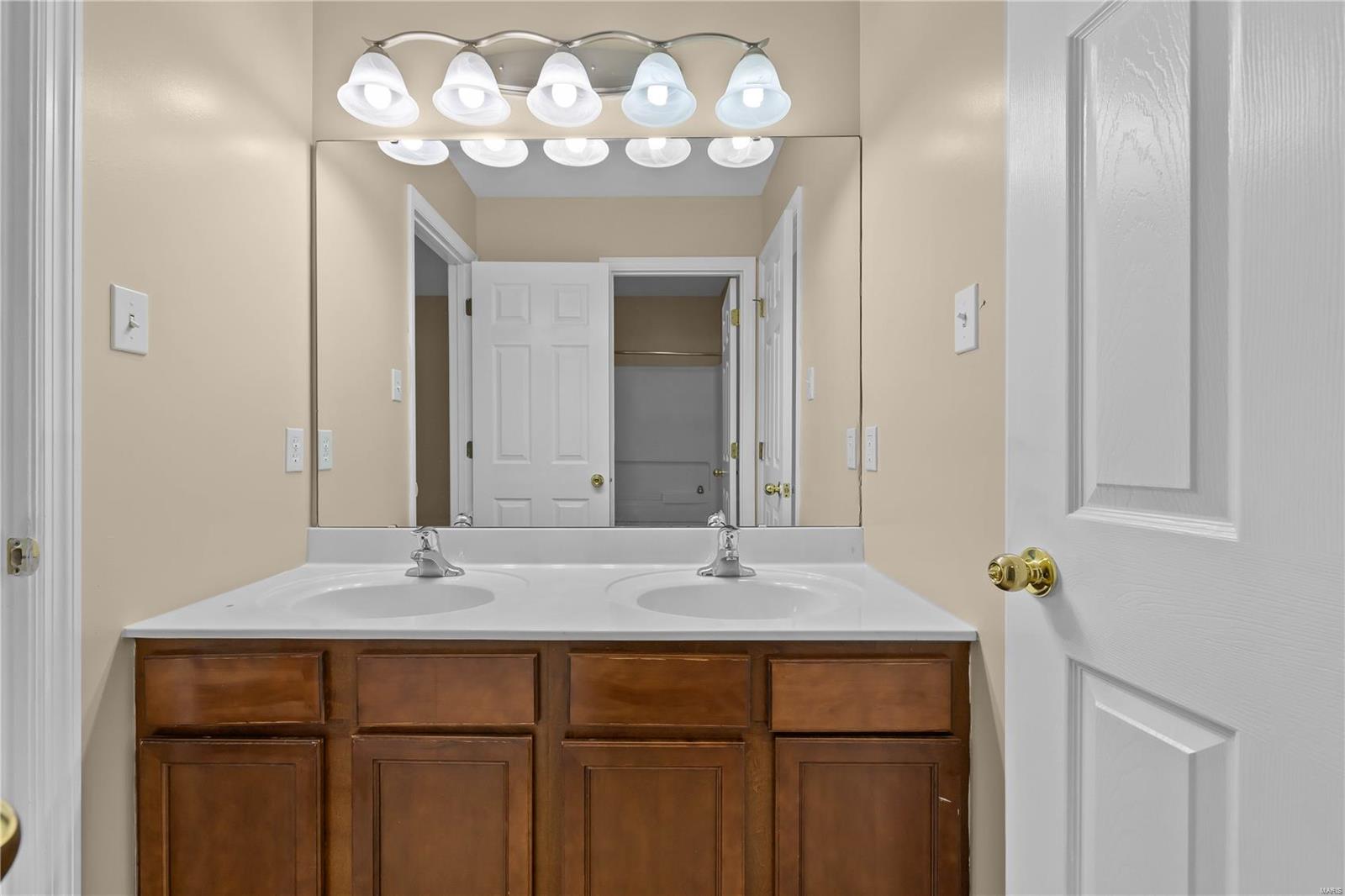 48 Brighton Park Drive St. Charles, MO 63303 - Photo 19 of 39