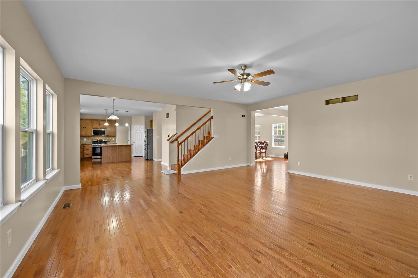 48 Brighton Park Drive St. Charles, MO 63303 - Photo 5 of 39