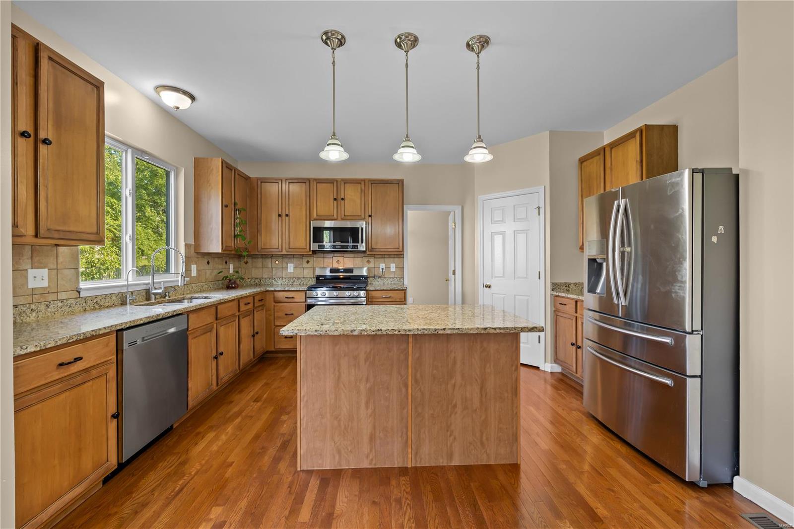 48 Brighton Park Drive St. Charles, MO 63303 - Photo 8 of 39