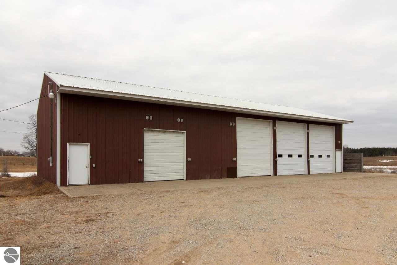 84 West Center Road Kingsley, MI 49649 - Photo 2 of 30 1796770-1.JPG