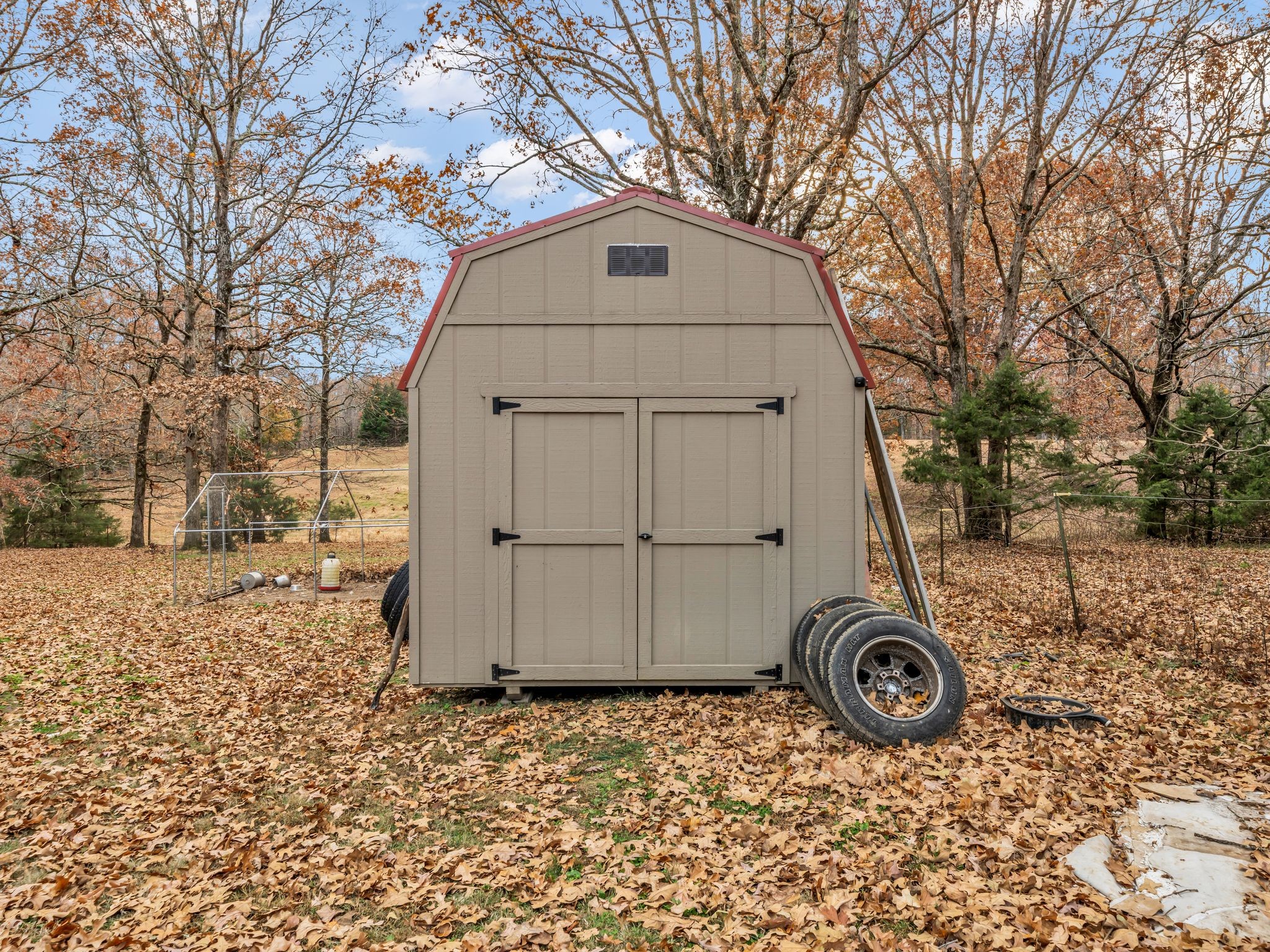 4055 Erin Road McEwen, TN 37101 - Photo 25 of 25 a view of a house with backyard
