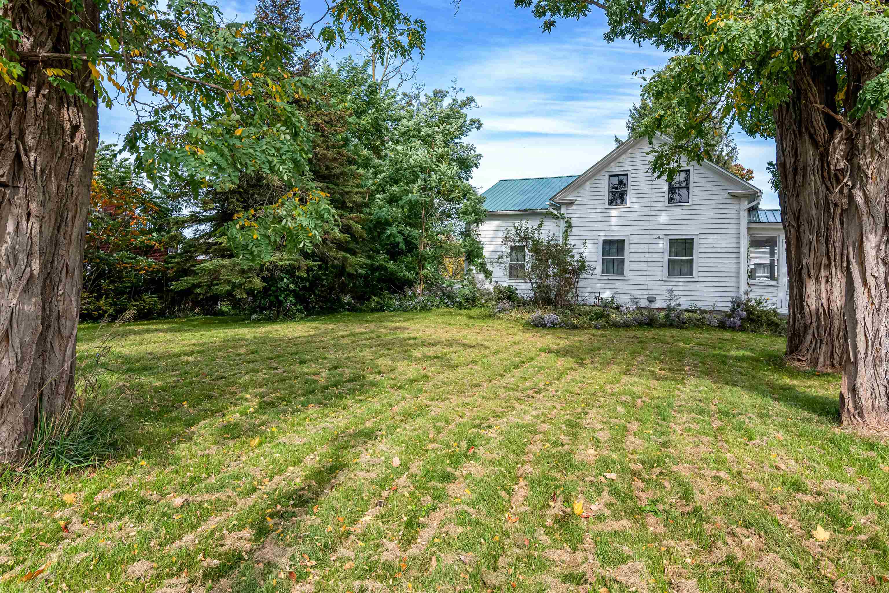 1 Hill Road South Hero, VT 05486 - Photo 2 of 40 Gallery Image 2