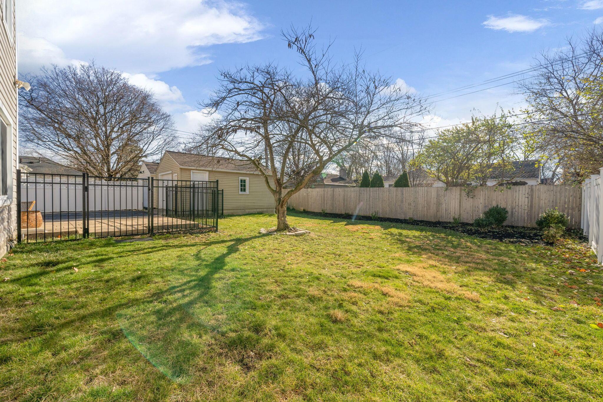 2223 Harwitch Road Columbus, OH 43221 - Photo 46 of 61 47-web-or-mls-DSC04281