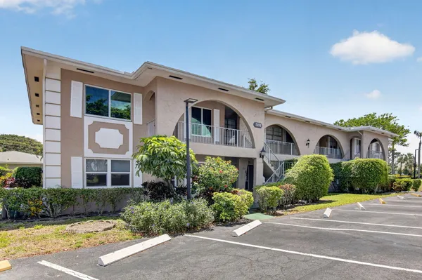$2,100 | 13886 Vía Flora A Delray Beach, Delray Beach, FL 33484