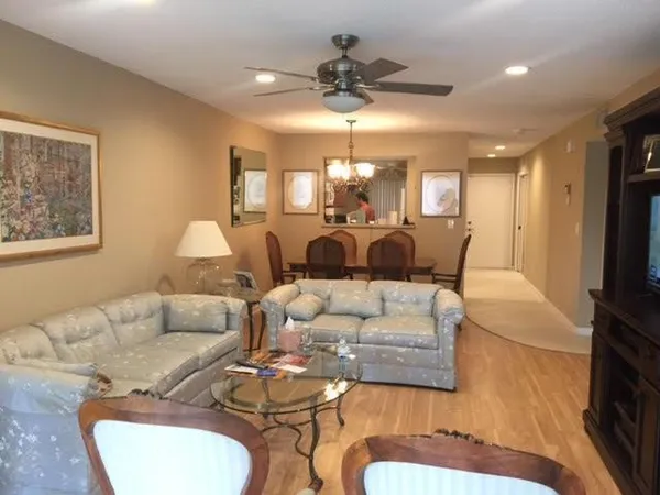 $2,100 | 13886 Vía Flora A Delray Beach, Delray Beach, FL 33484