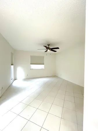 $2,100 | 13886 Vía Flora A Delray Beach, Delray Beach, FL 33484