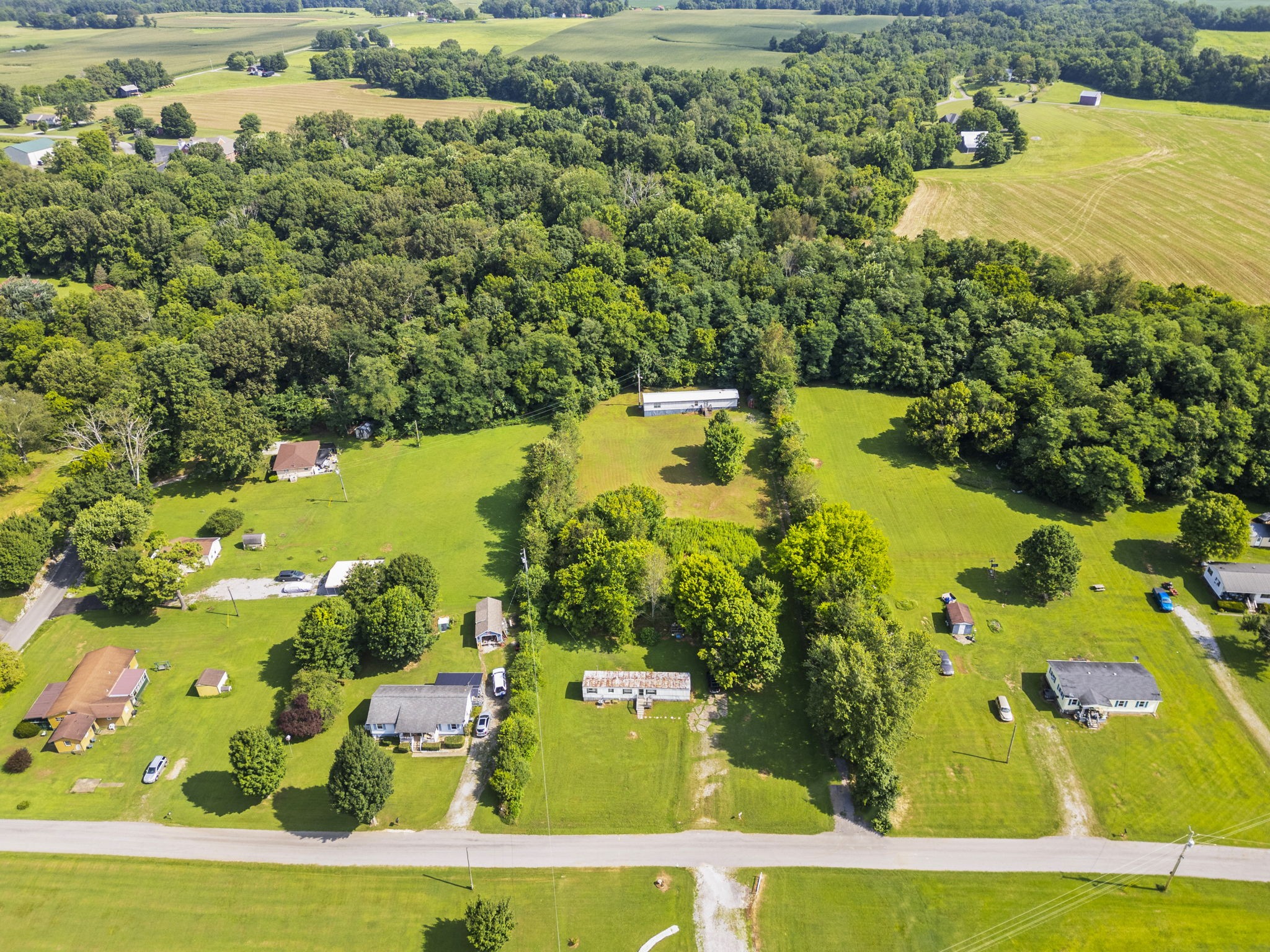 6214 Lincoln Park Road Springfield, TN 37172 - Photo 2 of 25 a view of a lake