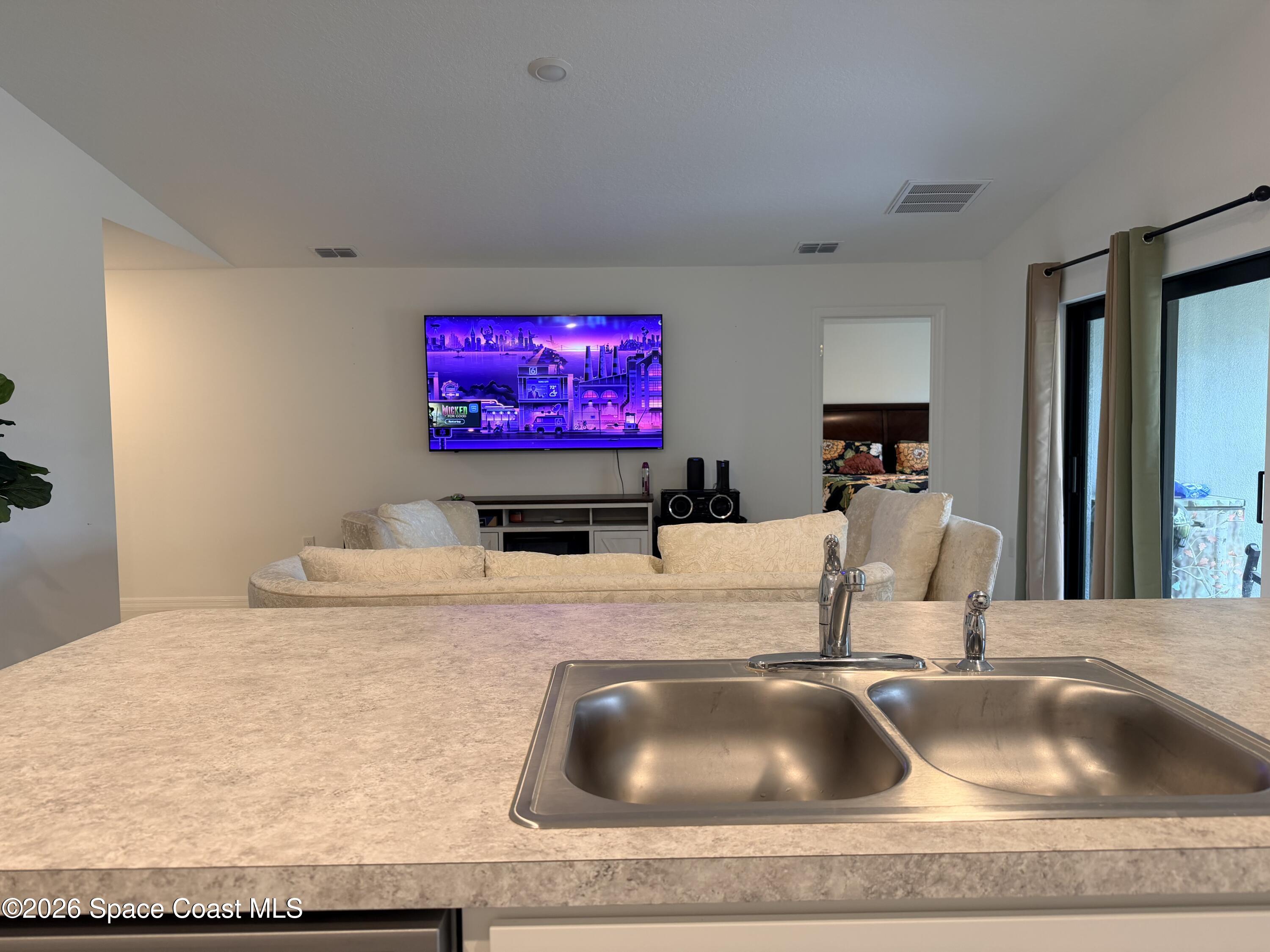 341 Titan Road Southeast Palm Bay, FL 32909 - Photo 12 of 20 IMG_6376