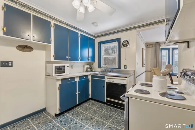 $529,900 | 81 Birch Street, Stratford, CT 06615