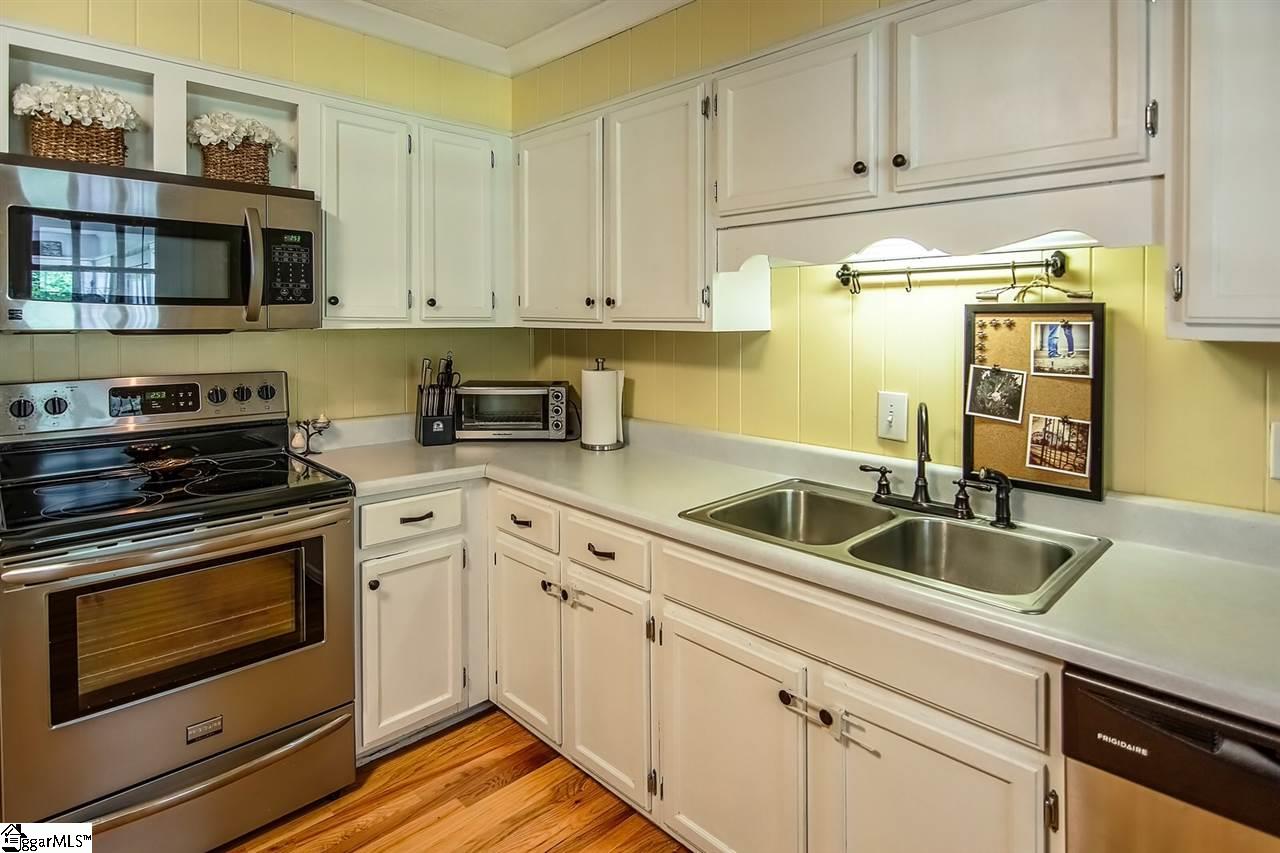 236 Brookmere Road Simpsonville, SC 29681 - Photo 16 of 31 Gallery Image 16