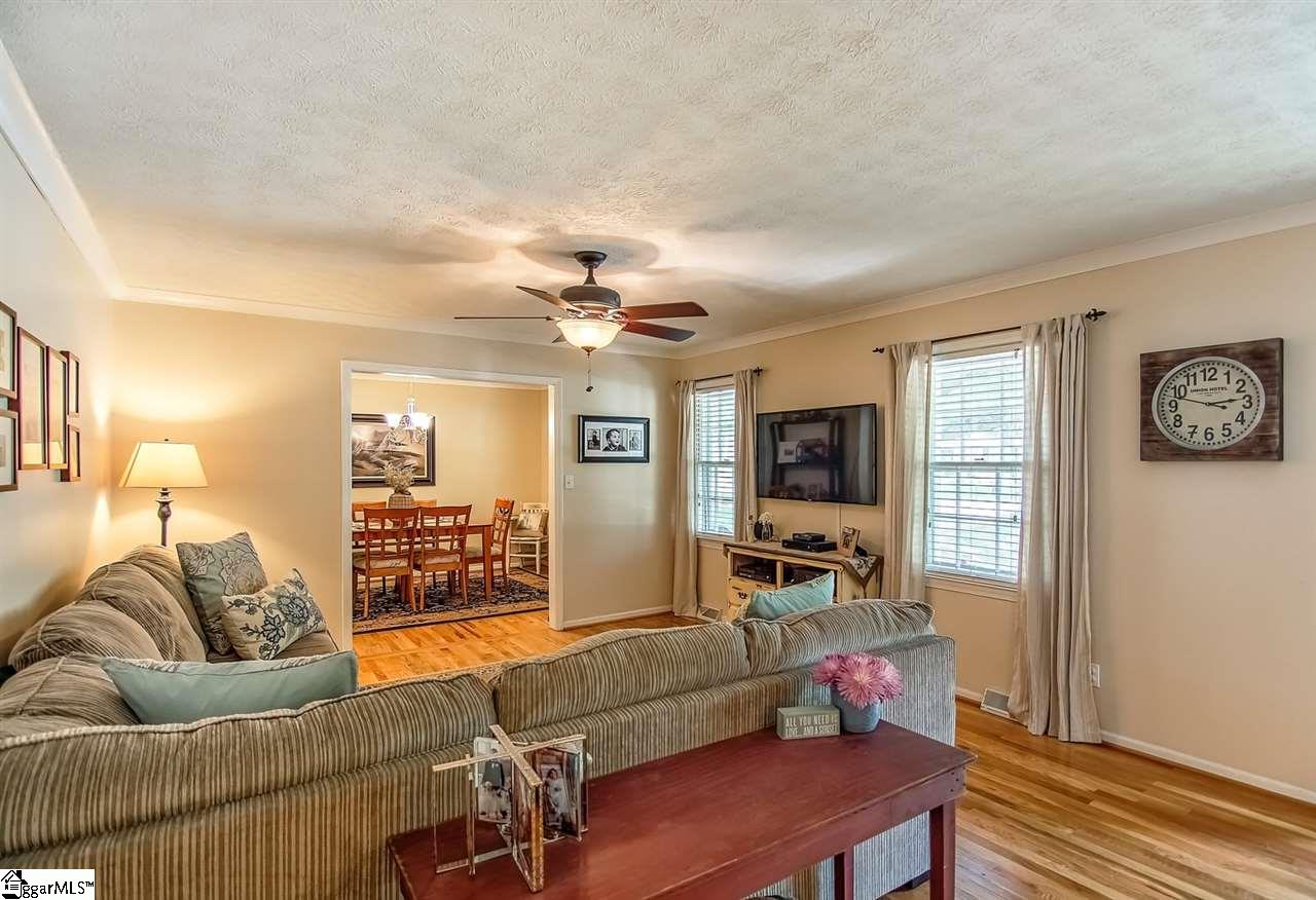 236 Brookmere Road Simpsonville, SC 29681 - Photo 3 of 31 Gallery Image 3