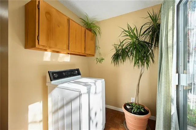 $295,000 | 7601 Foster Street, Overland Park, KS 66204