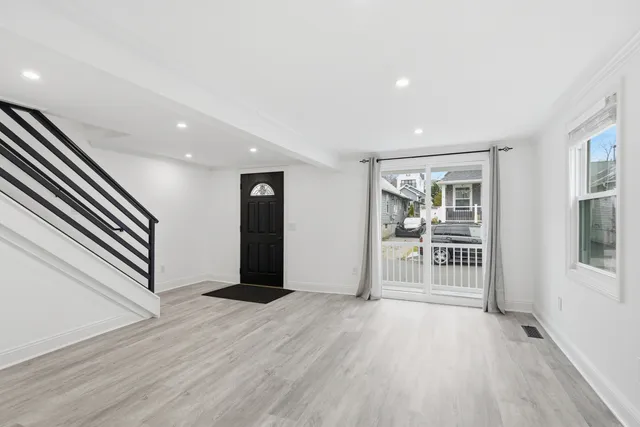 $599,000 | 30 Gerard Street, Milford, CT 06460