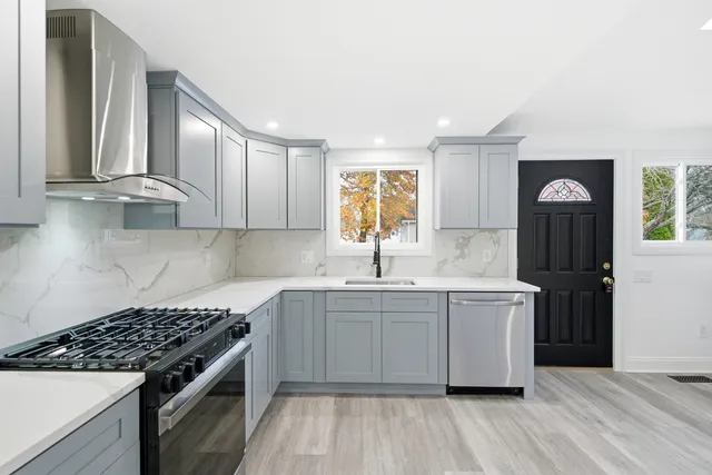 $599,000 | 30 Gerard Street, Milford, CT 06460