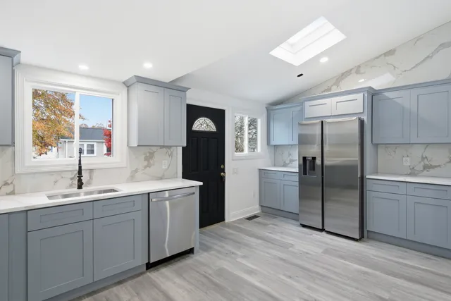 $599,000 | 30 Gerard Street, Milford, CT 06460