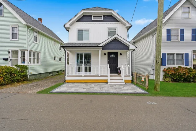 $599,000 | 30 Gerard Street, Milford, CT 06460