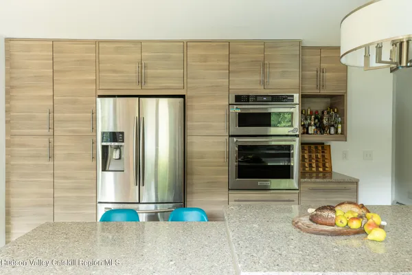 a view of a storage & utility room