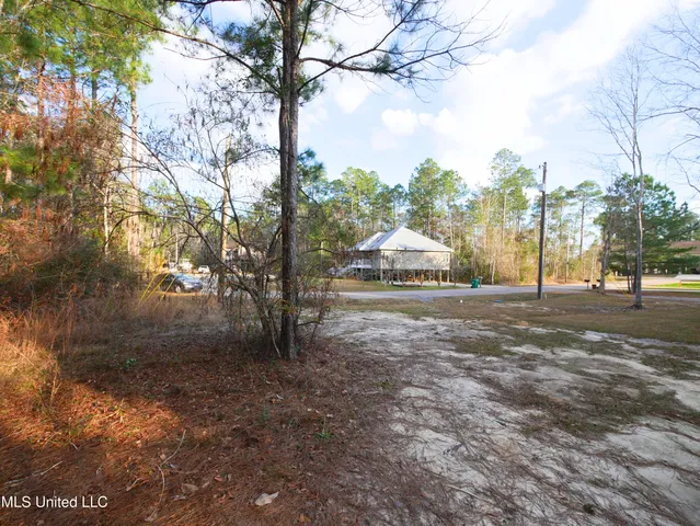 $17,500 | Choctaw Place, Kiln, MS 39556