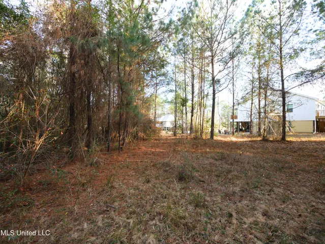 $17,500 | Choctaw Place, Kiln, MS 39556