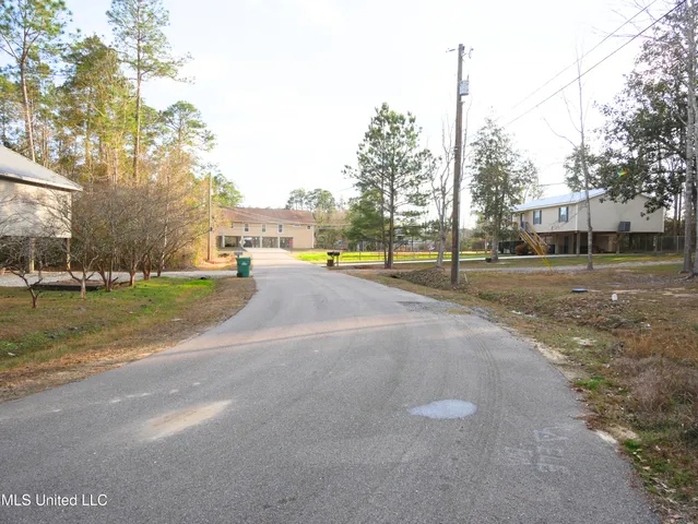 $17,500 | Choctaw Place, Kiln, MS 39556