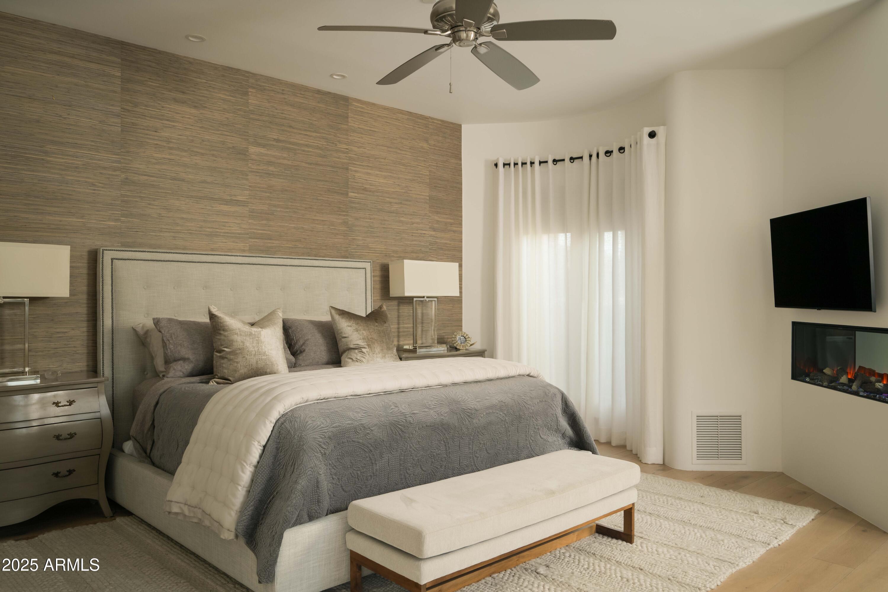 10040 East Happy Valley Road, Unit 1011 Scottsdale, AZ 85255 - Photo 14 of 27 Primary Bedroom