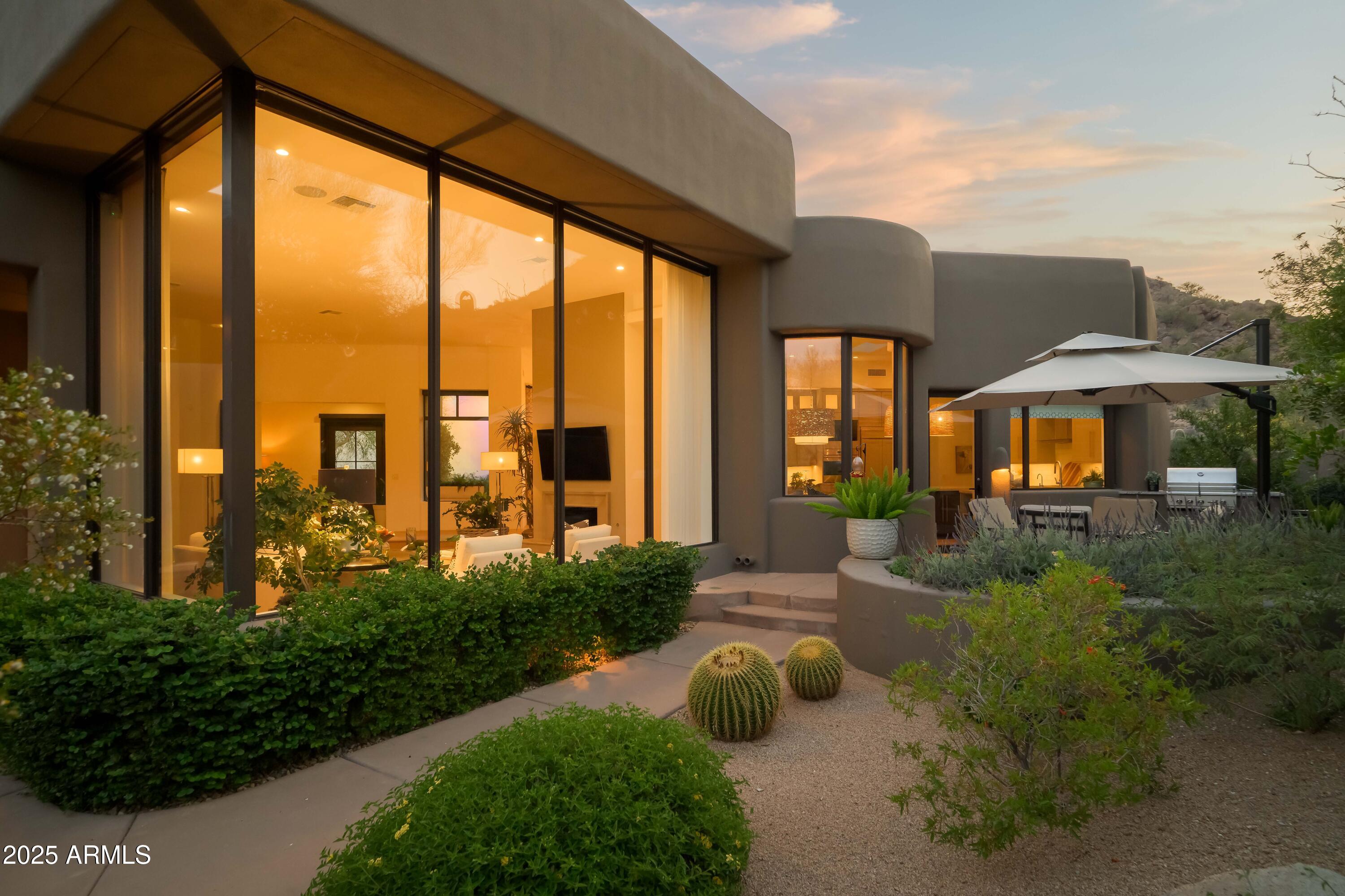 10040 East Happy Valley Road, Unit 1011 Scottsdale, AZ 85255 - Photo 24 of 27 Outdoor living