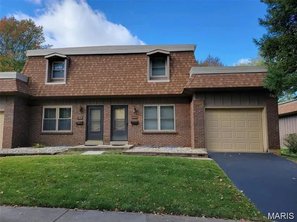 $177,000 | 11829 Sologne Court, Maryland Heights, MO 63043