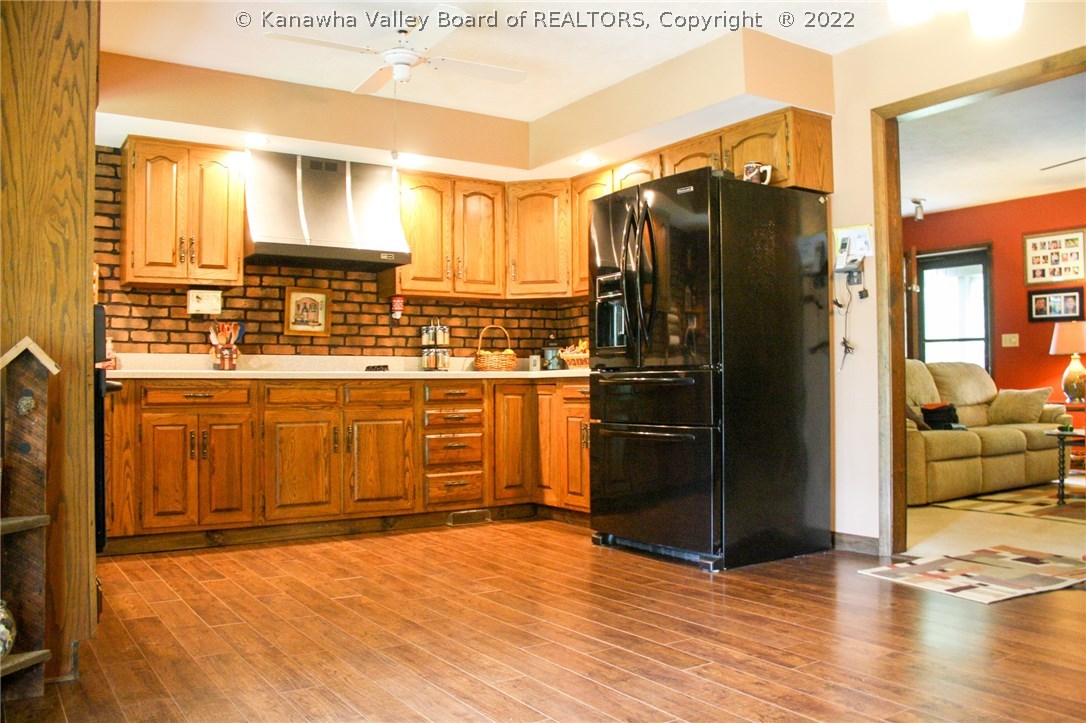 129 Dog Fork Road Kenna, WV 25248 - Photo 9 of 23 Gallery Image 9