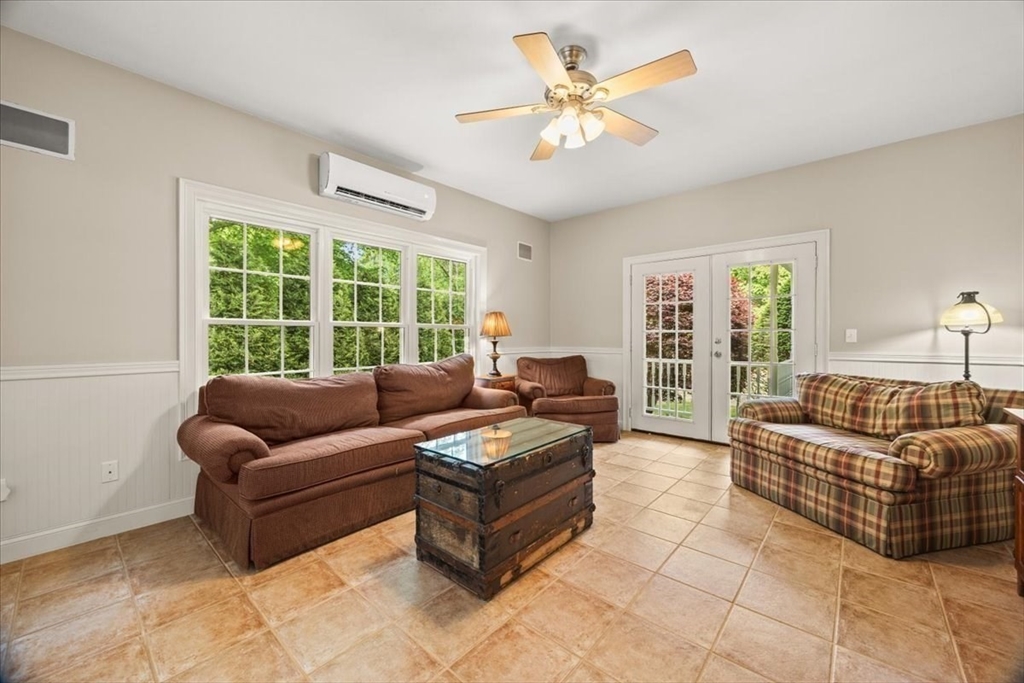 118 Bay Road Norton, MA 02766 - Photo 14 of 42