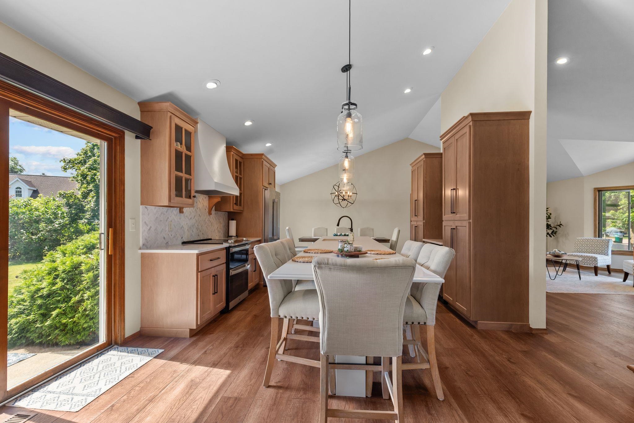 3040 Park Lawn Court Appleton, WI 54911 - Photo 7 of 63