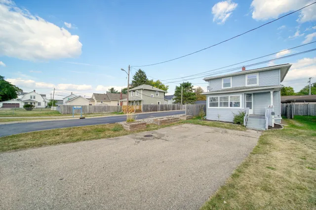 $110,000 | 813 Cooper Street, Jackson, MI 49202