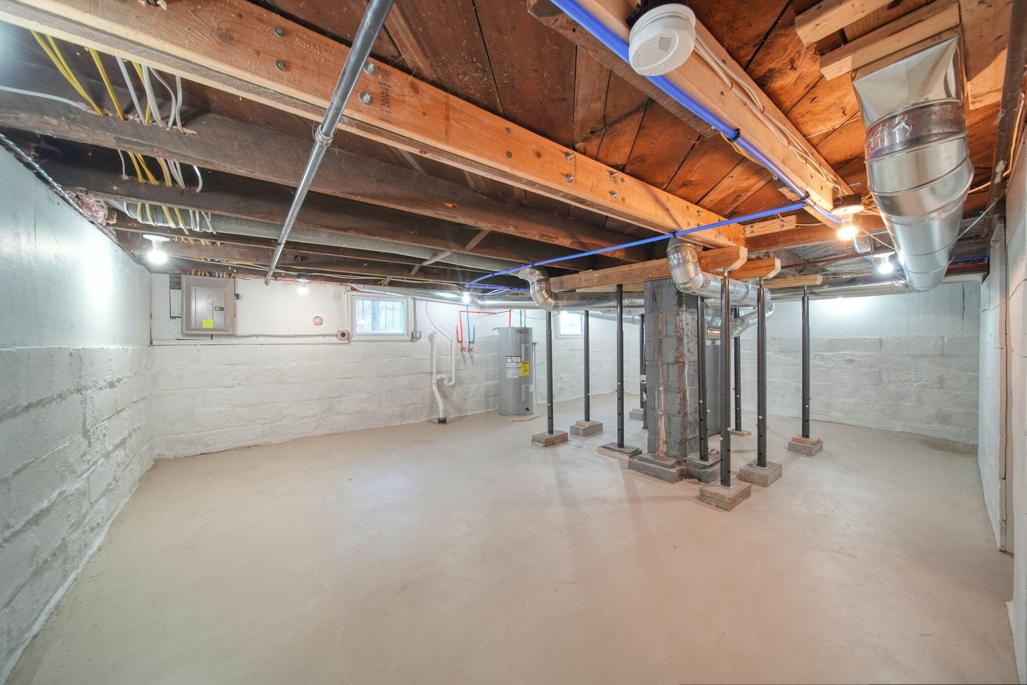 813 Cooper Street Jackson, MI 49202 - Photo 23 of 30 23-web-or-mls-DSC08949_HDR