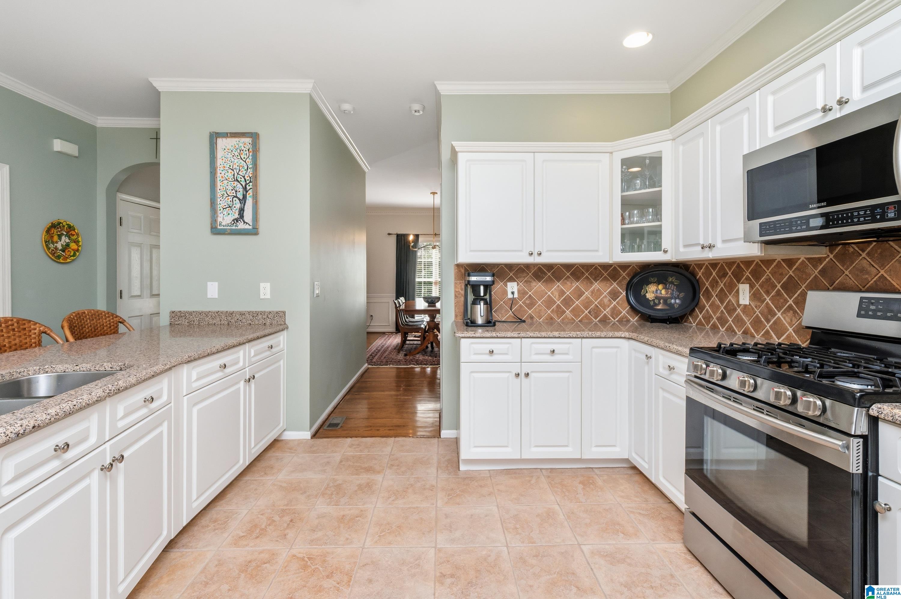 208 Silverleaf Drive Pelham, AL 35124 - Photo 16 of 51