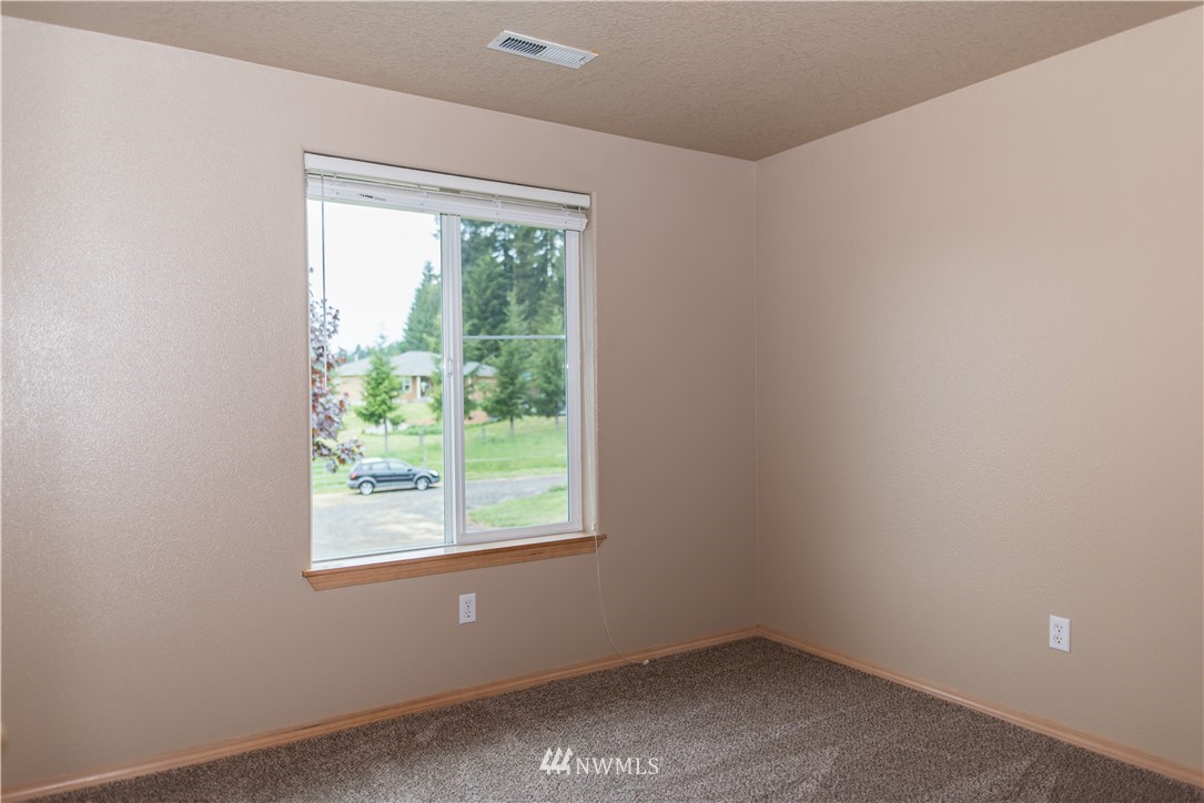 255 Grasseth Poston Road Longview, WA 98632 - Photo 25 of 36 Gallery Image 25