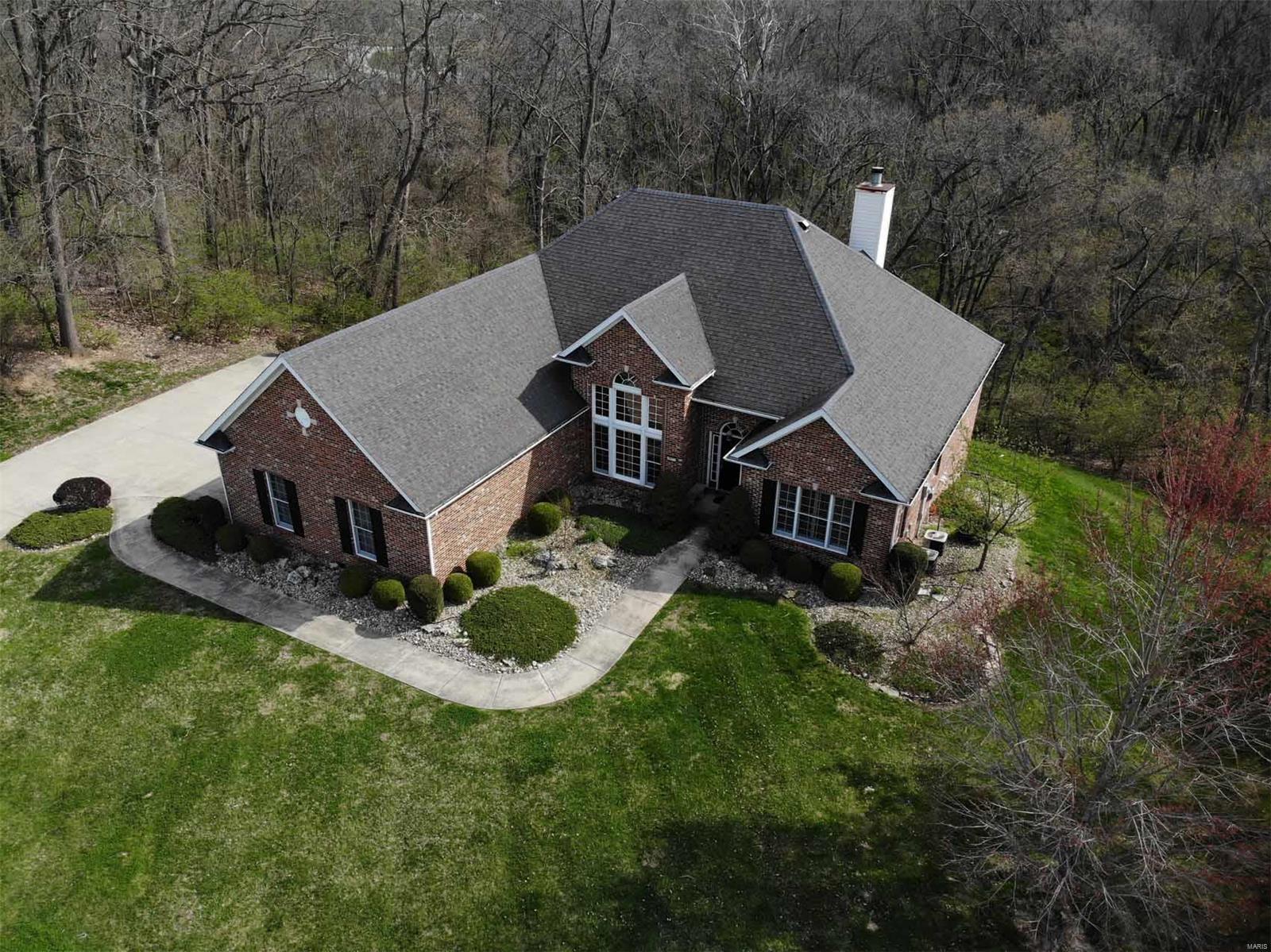 4519 Eagle Ridge Court Godfrey, IL 62035 - Photo 3 of 26 Gallery Image 3