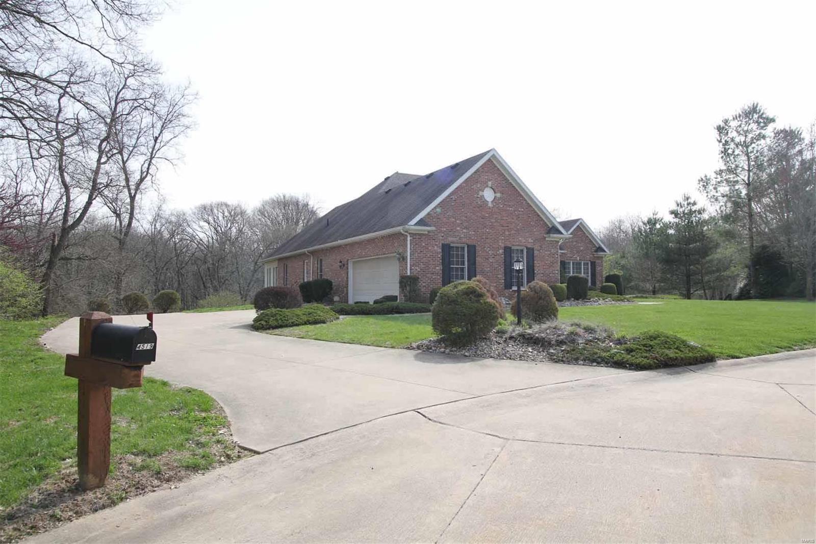 4519 Eagle Ridge Court Godfrey, IL 62035 - Photo 10 of 26 Gallery Image 10
