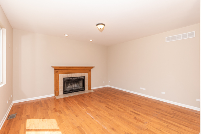 6218 Meadow Ridge Drive Plainfield, IL 60586 - Photo 8 of 28