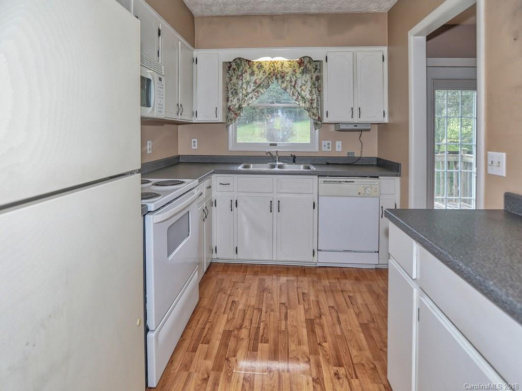 15 Chambers View Drive Clyde, NC 28721 - Photo 6 of 19 Gallery Image 6