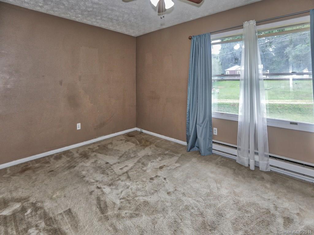 15 Chambers View Drive Clyde, NC 28721 - Photo 9 of 19 Gallery Image 9